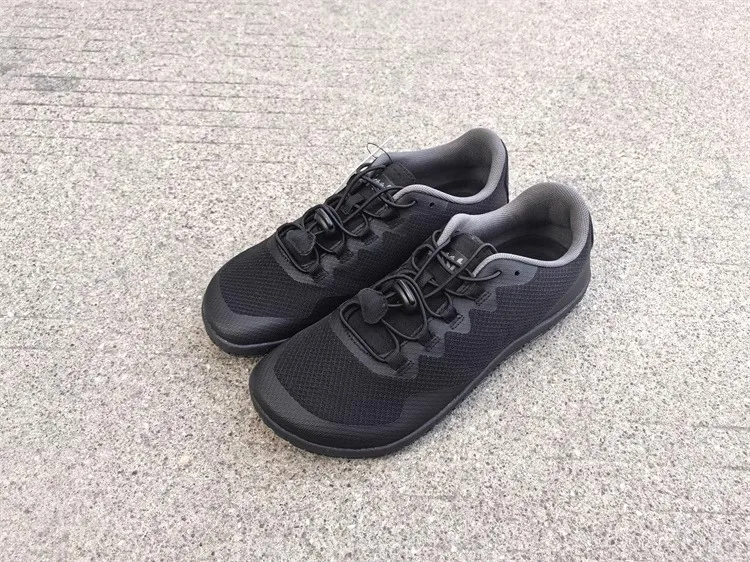 Classic Brand Indoor Fitness Flats Premium Quality Wide-Fit Athletic Shoes Comfortable Non-Slip Barefoot Shoes
Classic Brand Indoor Fitness Flats Premium Quality Wide-Fit Athletic Shoes Comfortable Non-Slip Barefoot Shoes