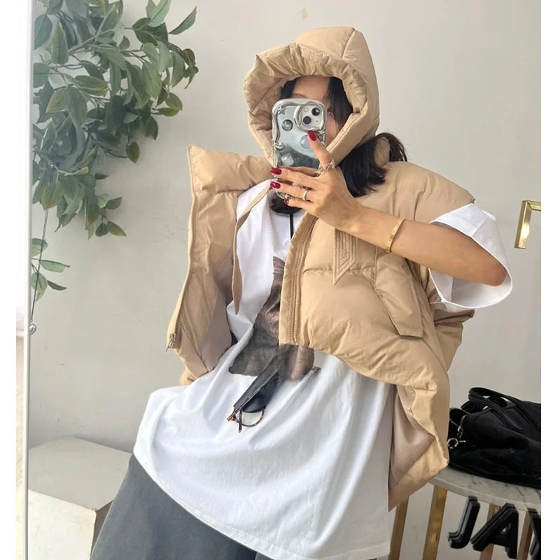 Women's down Cotton Vest Jacket Winter Short Front Long Back Stand Collar Shape Hooded Vest Ear Protection Hat
Women's down Cotton Vest Jacket Winter Short Front Long Back Stand Collar Shape Hooded Vest Ear Protection Hat