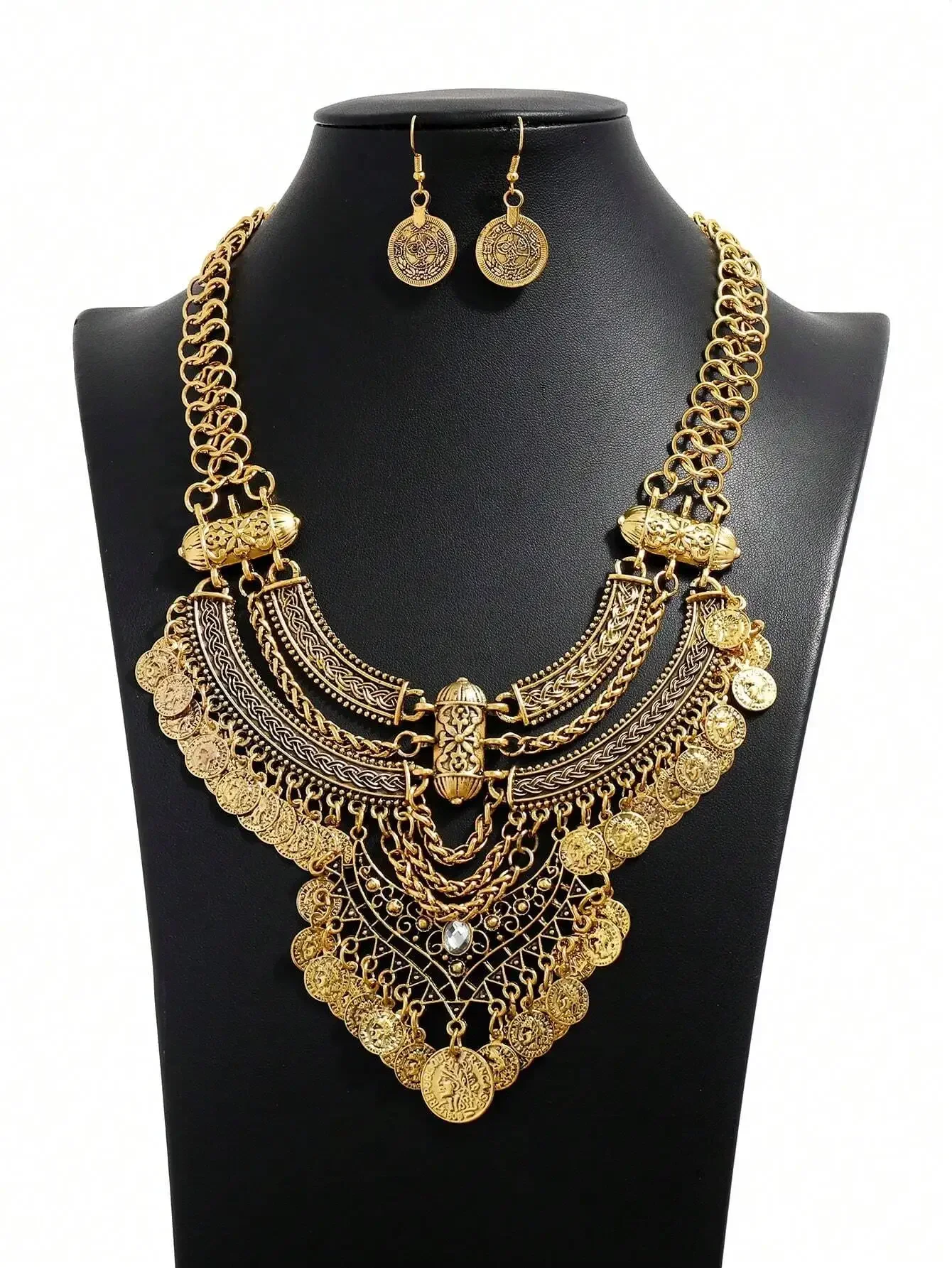 Bohemian Style Gold Tone Coin Pendant Choker Necklace And Earring Set For Women
Bohemian Style Gold Tone Coin Pendant Choker Necklace And Earring Set For Women
