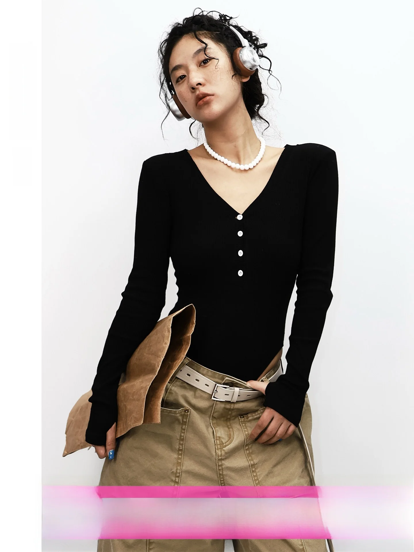 Cool American Retro Deep V-neck Women's Slim Fit Long Sleeve Onesie Commute Straight Tube Low Waist Cotton Blend Fabric
Cool American Retro Deep V-neck Women's Slim Fit Long Sleeve Onesie Commute Straight Tube Low Waist Cotton Blend Fabric