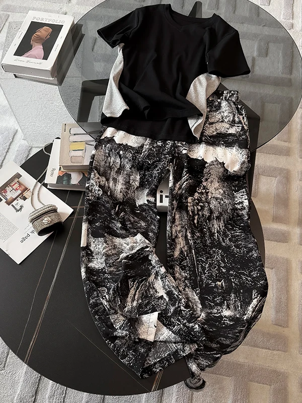 Fashionable Casual Sportswear Set Women's Slimming Black Short Sleeve T-Shirt Ice Silk Wide Leg Pants Two Piece Set Summer
Fashionable Casual Sportswear Set Women's Slimming Black Short Sleeve T-Shirt Ice Silk Wide Leg Pants Two Piece Set Summer