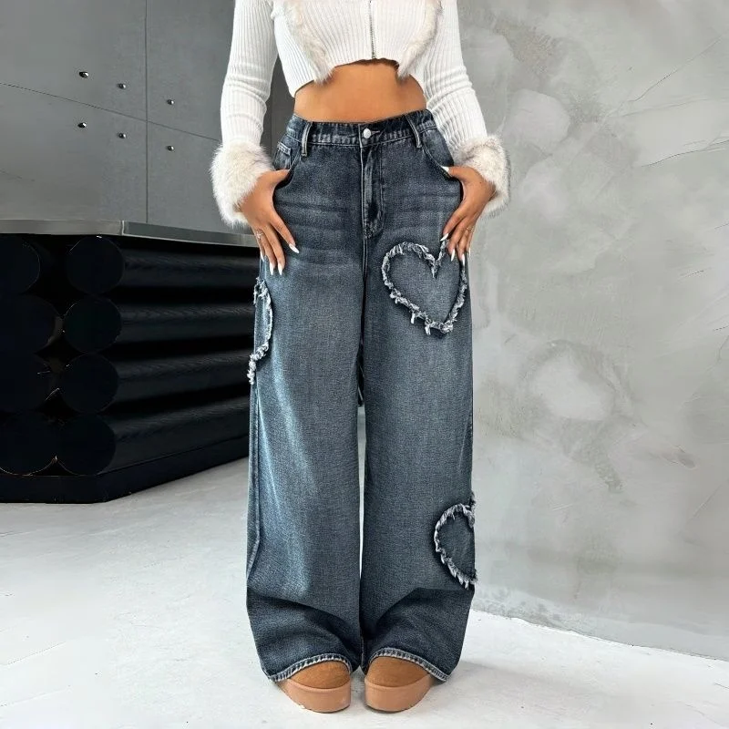 Lady Elastic Waistband Designer High Waist Jeans Pants Female Heart Patch Appliqué Denim Pants Girls Korean Loose Fit Trousers
Lady Elastic Waistband Designer High Waist Jeans Pants Female Heart Patch Appliqué Denim Pants Girls Korean Loose Fit Trousers