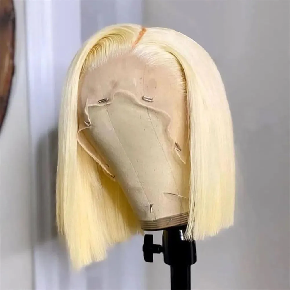 220% Density 613 Honey Blonde Straight Short Bob Wig Brazilian Hair 13x4 Lace Front Human Hair Wig Pre Plucked with Baby Hair
220% Density 613 Honey Blonde Straight Short Bob Wig Brazilian Hair 13x4 Lace Front Human Hair Wig Pre Plucked with Baby Hair