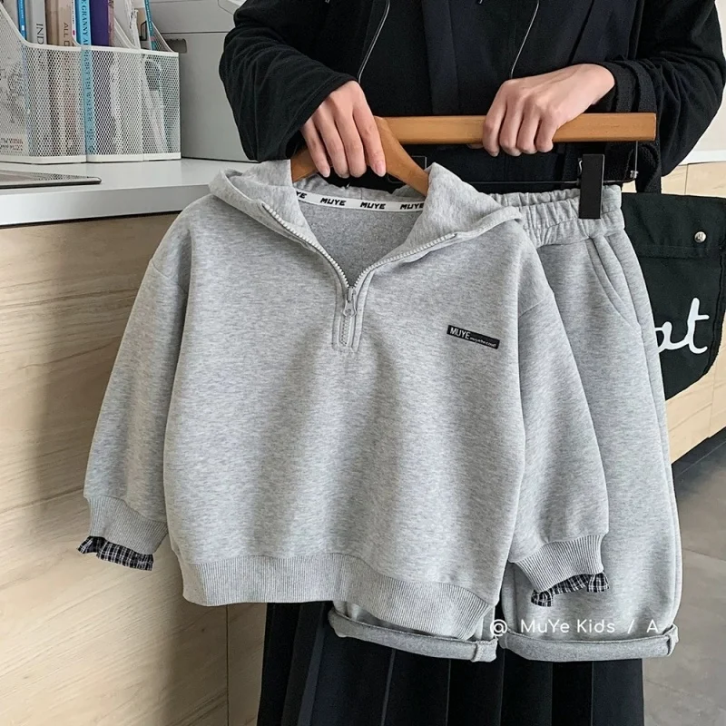 Boy's Half-zipper Hooded Sweatshirt + Pants 2-piece Set of Cotton 2025 Autumn 2-16 Years Old Korean Casual Suit Clothing
Boy's Half-zipper Hooded Sweatshirt + Pants 2-piece Set of Cotton 2025 Autumn 2-16 Years Old Korean Casual Suit Clothing