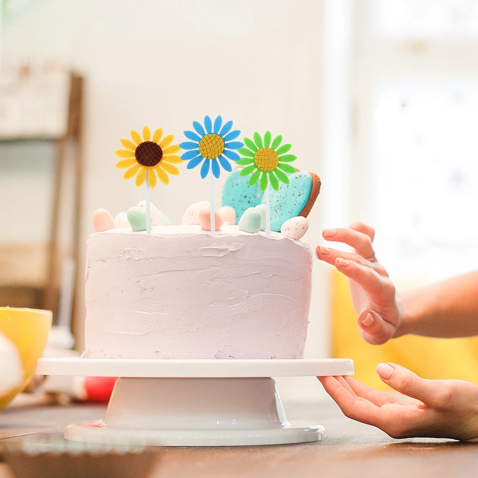 100Pcs Sunflower Cake Toppers Felt Cute Birthday Party Wedding Shower Dessert Picks Food Decorations Sunflower Cake Toppers
100Pcs Sunflower Cake Toppers Felt Cute Birthday Party Wedding Shower Dessert Picks Food Decorations Sunflower Cake Toppers