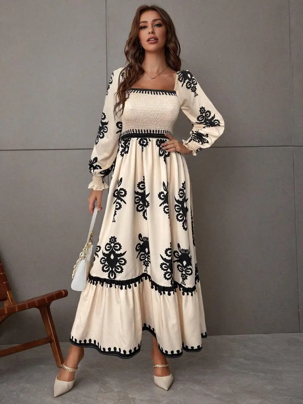 Vintage Elegant Print Long Dresses Women Spring New Lantern Sleeves Square Collar A-line Dress Temperament Commuting Vestidos
Vintage Elegant Print Long Dresses Women Spring New Lantern Sleeves Square Collar A-line Dress Temperament Commuting Vestidos