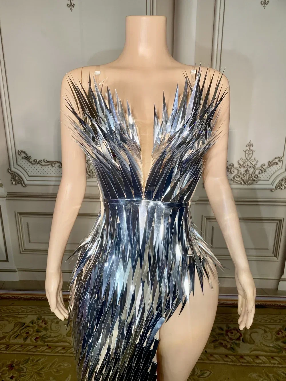 Silver Mirror Dress Sexy Evening Prom Birthday Party Celebrate Dresses Women Photo Shoot Wear Stage Costume
Silver Mirror Dress Sexy Evening Prom Birthday Party Celebrate Dresses Women Photo Shoot Wear Stage Costume
