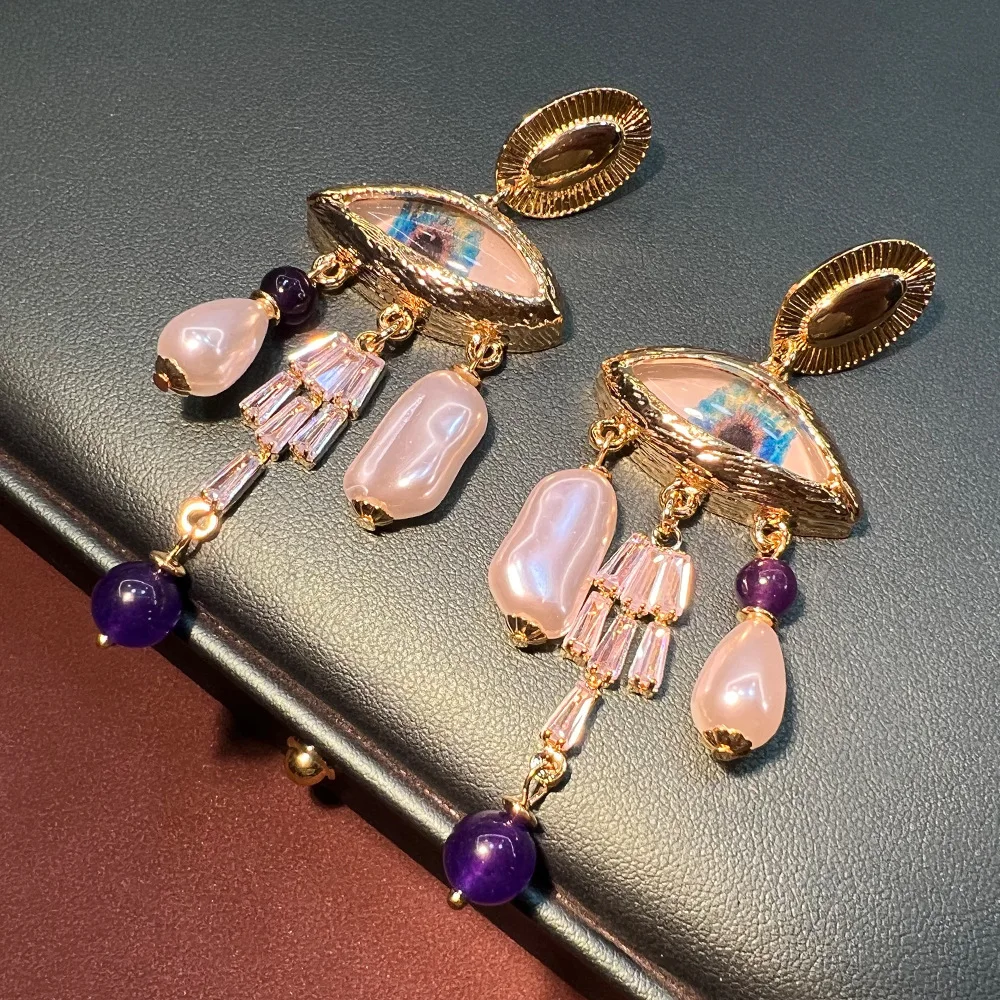 Trendy Exaggerated Gold Plated CZ Devil Eye Pearl Drop Earrings For Women Creativity Chic Design Sparkling Jewelry Accessories
Trendy Exaggerated Gold Plated CZ Devil Eye Pearl Drop Earrings For Women Creativity Chic Design Sparkling Jewelry Accessories