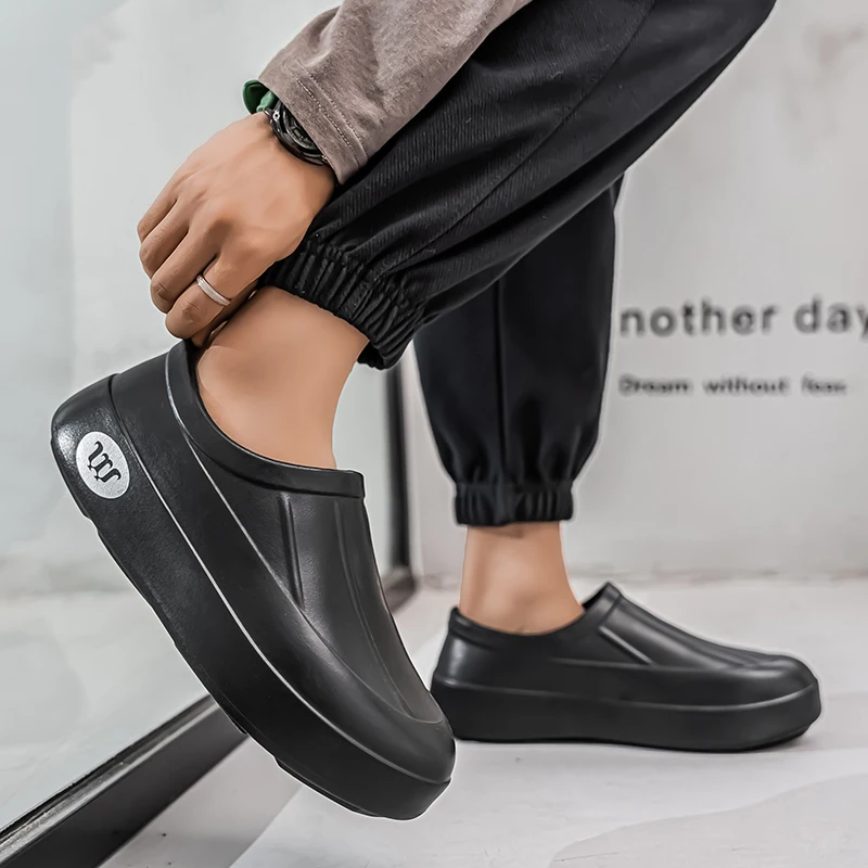 Men Work Shoes Anti Slip Kitchen Thick Sole EVA Breathable Anti Slip Daily Home Slippers Outdoor Walking Shoes Large Size 36-44
Men Work Shoes Anti Slip Kitchen Thick Sole EVA Breathable Anti Slip Daily Home Slippers Outdoor Walking Shoes Large Size 36-44