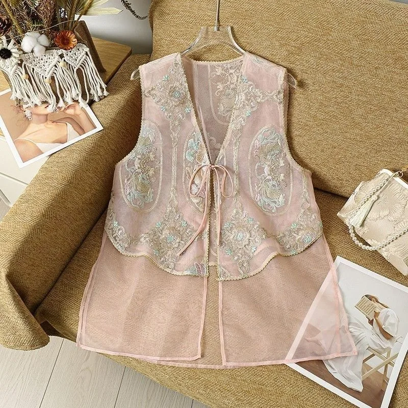 Chinese Heavy Industry Embroidery New Vest Summer Light Luxury Chinese Style Medium Long Style Within Day Shoulder Delivery Vest
Chinese Heavy Industry Embroidery New Vest Summer Light Luxury Chinese Style Medium Long Style Within Day Shoulder Delivery Vest