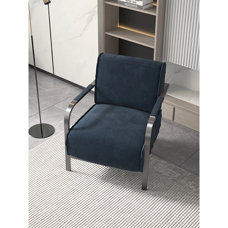 Italian minimalist leisure chair luxury creative single person sofa chair modern minimalist living room model room furniture
Italian minimalist leisure chair luxury creative single person sofa chair modern minimalist living room model room furniture