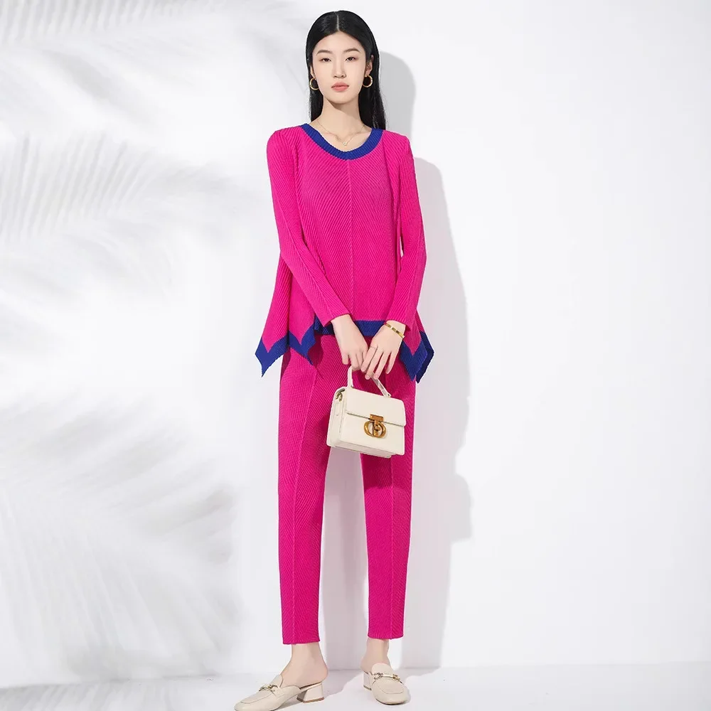 Miyake Fashion Casual Fish Scale Pleat Suit Women New Color Matching Irregular Top High Waist Drape Straight Pants Two-piece Set
Miyake Fashion Casual Fish Scale Pleat Suit Women New Color Matching Irregular Top High Waist Drape Straight Pants Two-piece Set