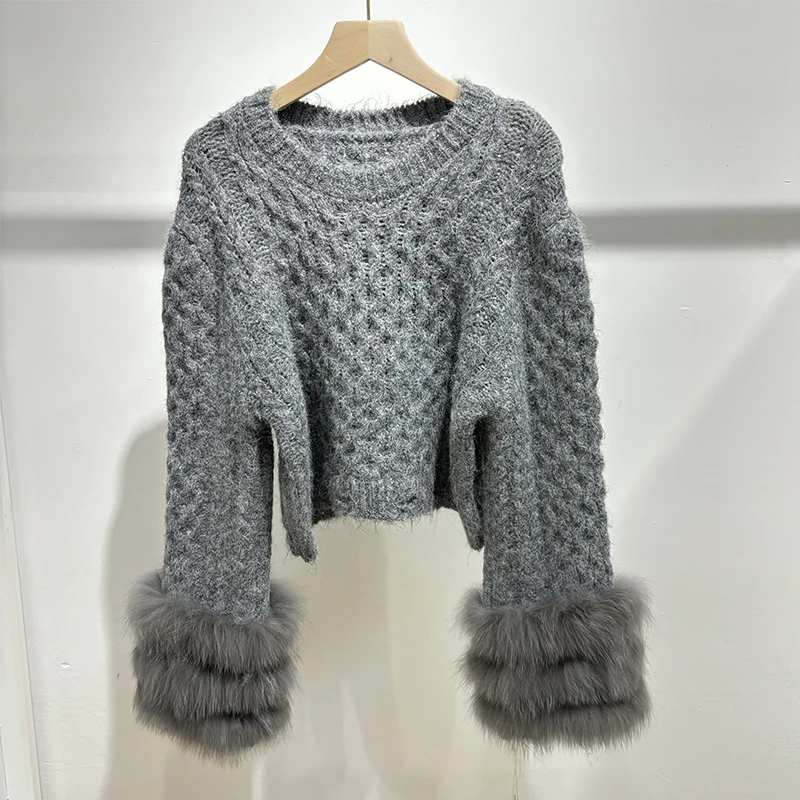 Women Autumn Hole Style Design Real Fur Sweater Thick Grey Natural Fox Fur Cuff Female Knitted Wear
Women Autumn Hole Style Design Real Fur Sweater Thick Grey Natural Fox Fur Cuff Female Knitted Wear