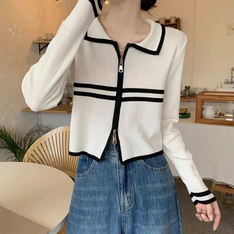 Women Clothes Spring Autumn Fashion Zipper Solid Color Knitting Polo Collar Ladies All-match Office Lady Slim Cardigan Long Slee
Women Clothes Spring Autumn Fashion Zipper Solid Color Knitting Polo Collar Ladies All-match Office Lady Slim Cardigan Long Slee