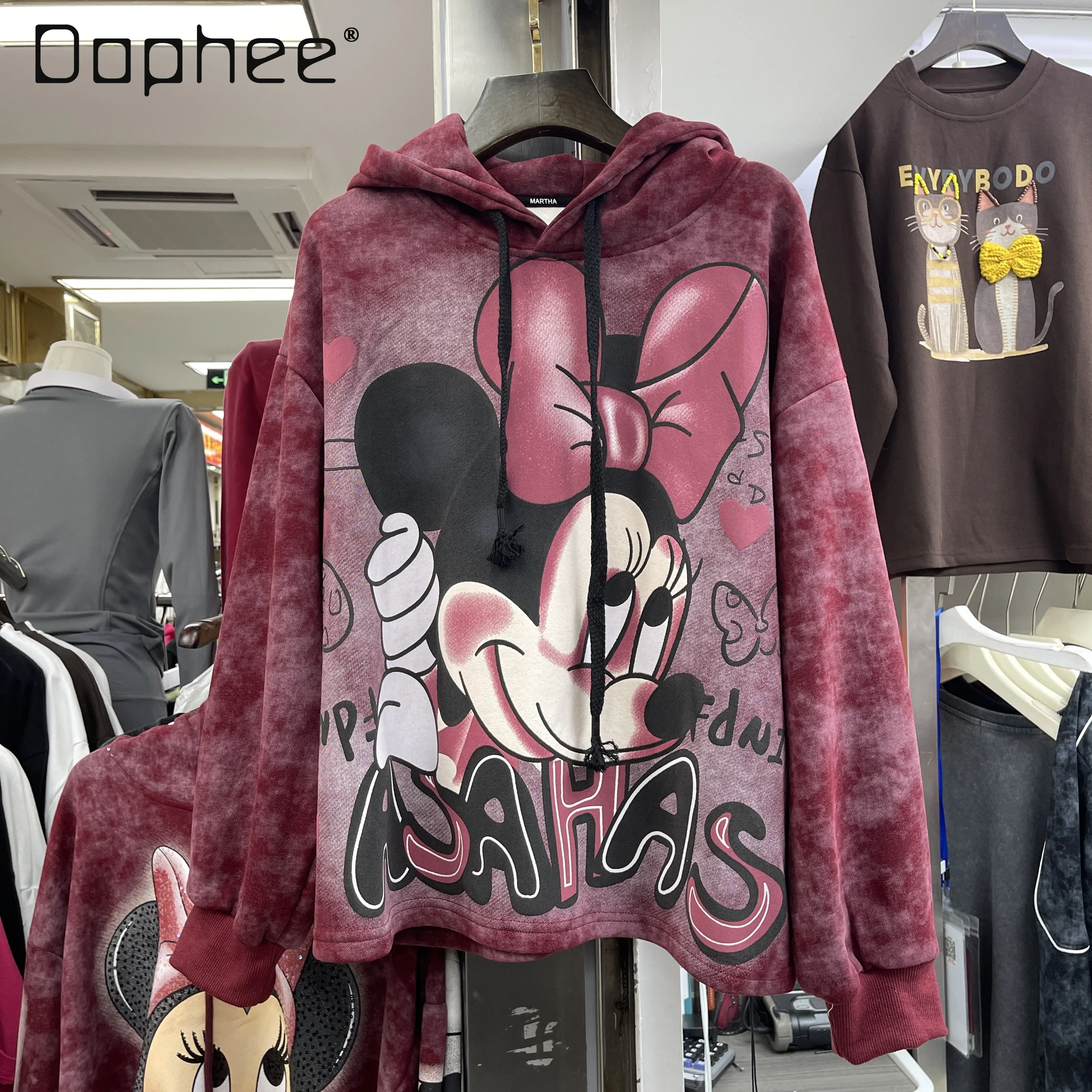 Fashion Trend Casual Hoodies Women Autumn Winter Retro Cartoon Fleece Hoodie Print Loose Top Anime Hoodie
Fashion Trend Casual Hoodies Women Autumn Winter Retro Cartoon Fleece Hoodie Print Loose Top Anime Hoodie