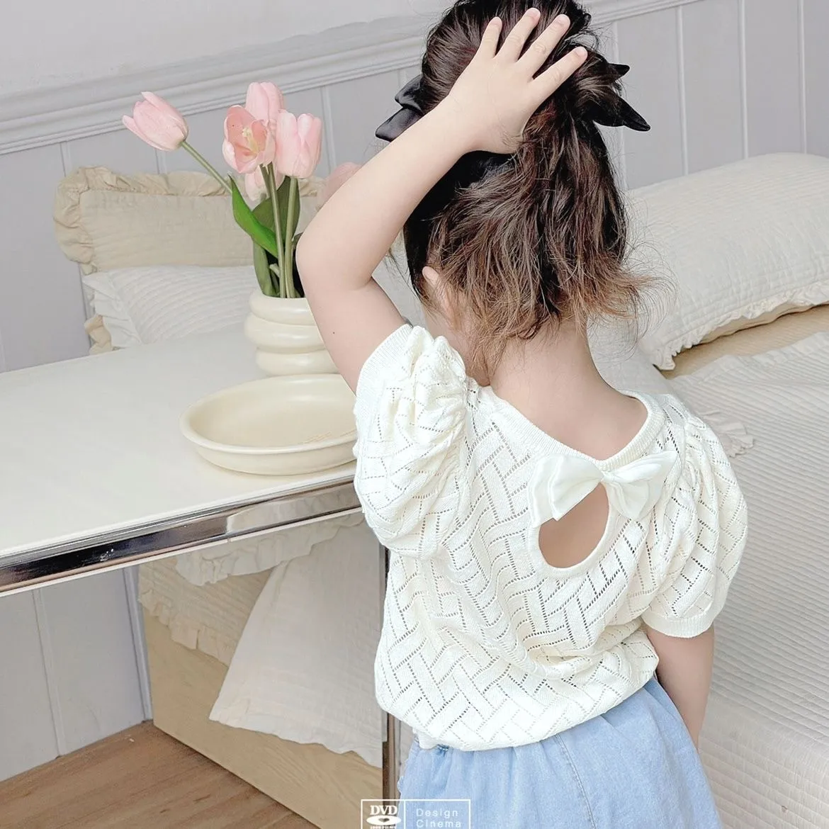 Girls Short-Sleeved Ice Silk Thin Knitwear Bow Hollow Puff Sleeve Top Baby Girl Summer New Style
Girls Short-Sleeved Ice Silk Thin Knitwear Bow Hollow Puff Sleeve Top Baby Girl Summer New Style