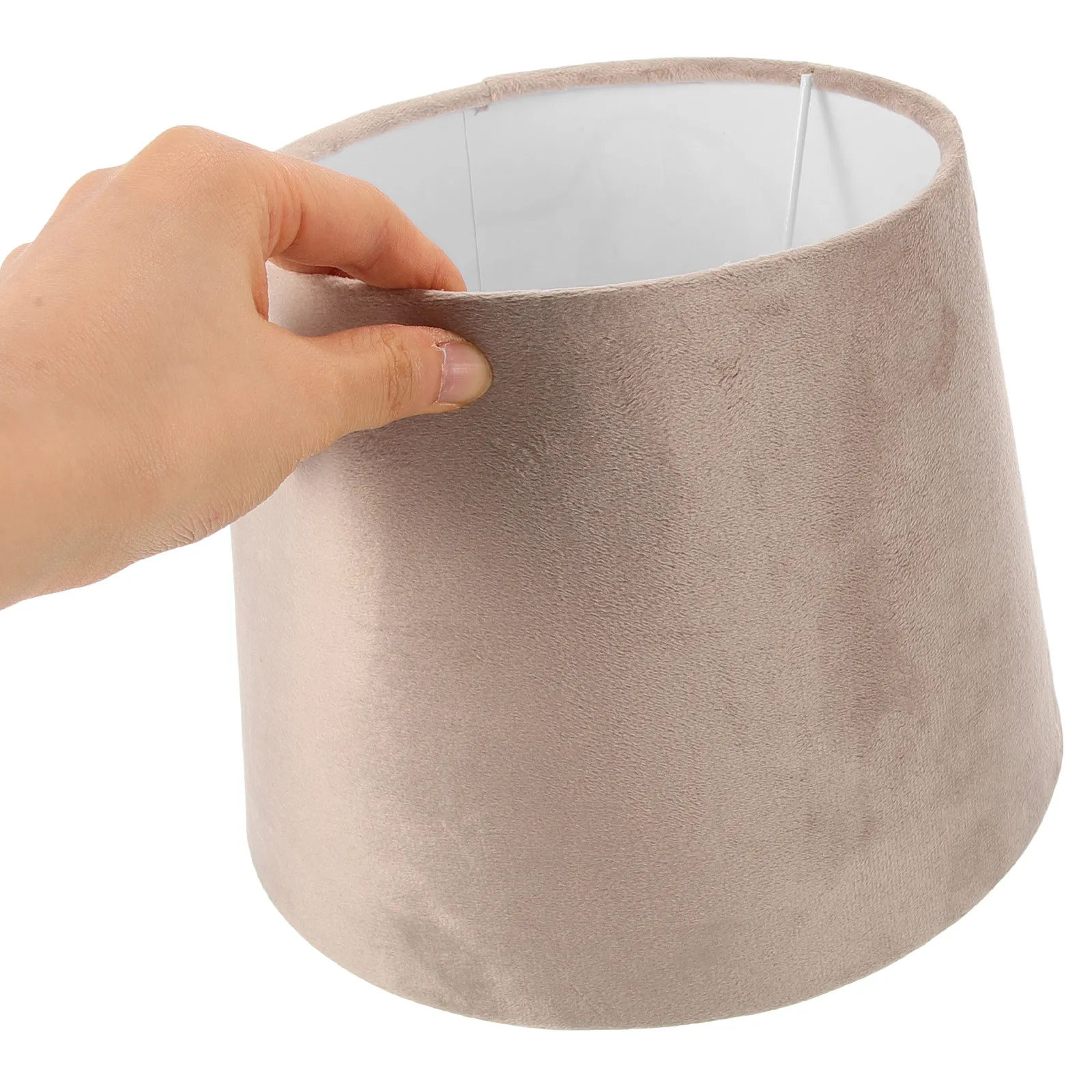 Тканевый абажур простого дизайна, износостойкий, для настольных, напольных, настенных светильников, для дома, отеля, спальни, декоративный светильник-накладка
Тканевый абажур простого дизайна, износостойкий, для настольных, напольных, настенных светильников, для дома, отеля, спальни, декоративный светильник-накладка