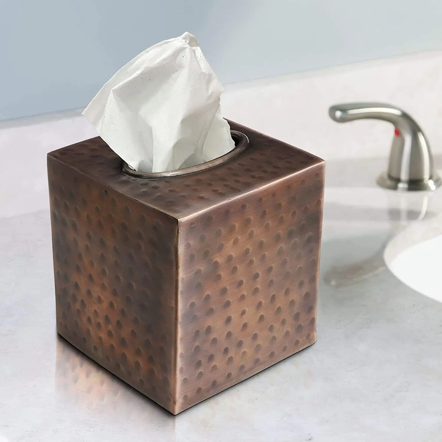 Hand Hammered Tissue Box Square Cover Holder and Dispenser, Rust-Resistant Tissue Box for Office & Bathroom
Hand Hammered Tissue Box Square Cover Holder and Dispenser, Rust-Resistant Tissue Box for Office & Bathroom