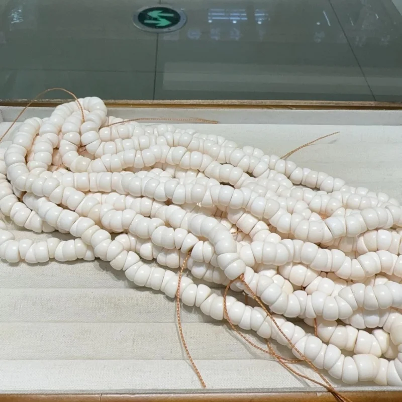 Tibetan-style cow bone 10mm loose Buddhist prayer beads and accessories
Tibetan-style cow bone 10mm loose Buddhist prayer beads and accessories