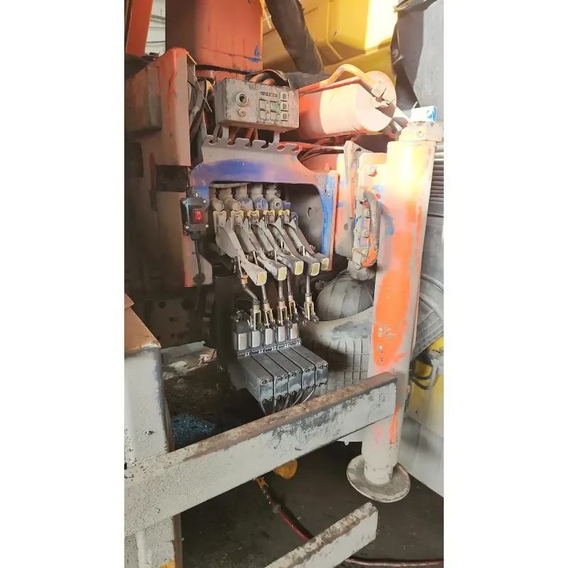 Customizable TTS Joystick Industrial Radio Remote Controller for Heavy Duty Truck Crane
Customizable TTS Joystick Industrial Radio Remote Controller for Heavy Duty Truck Crane