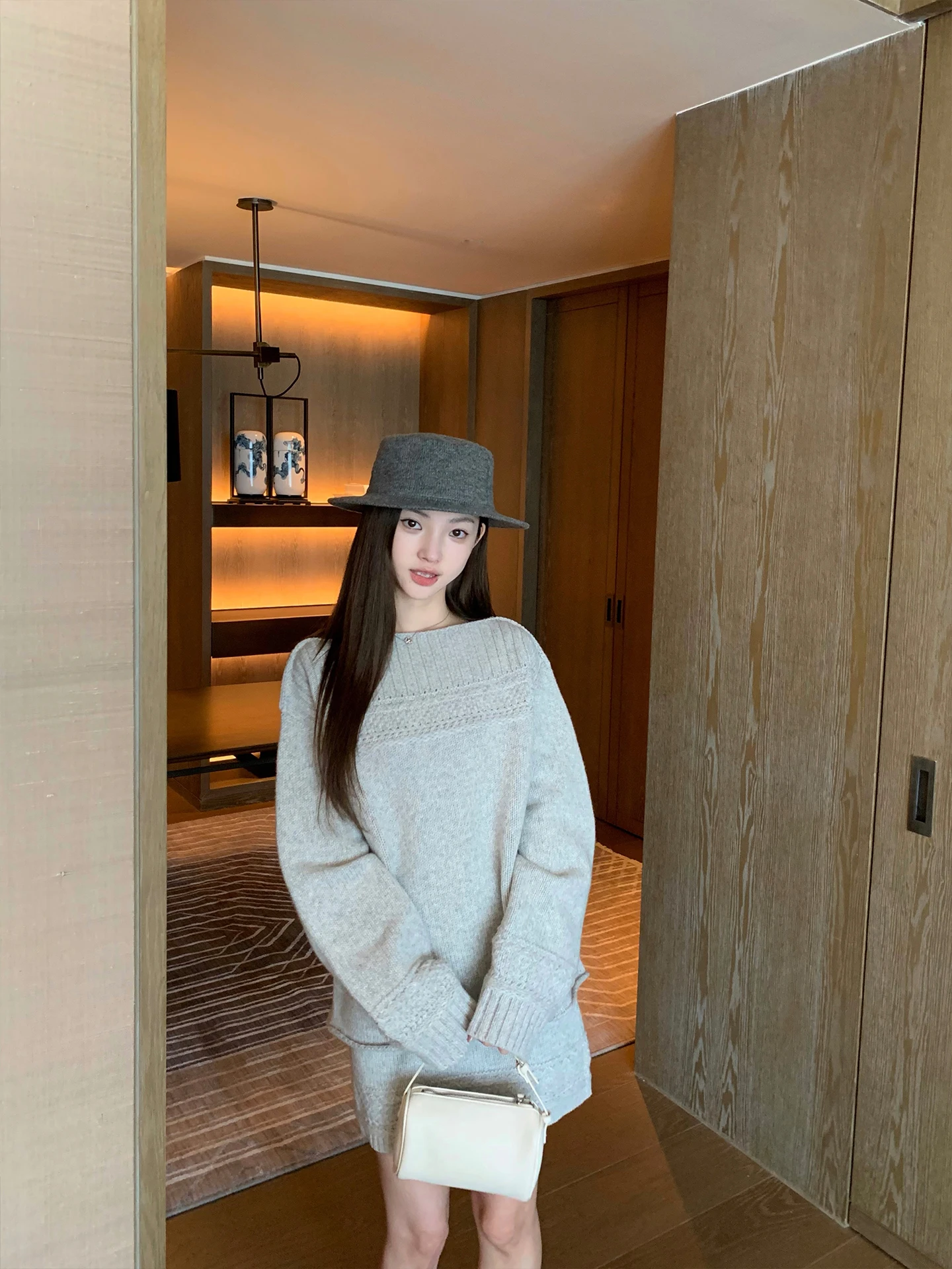 Buleng Women's Woolen Knitted Sweater One-oulder Top And Skirt Set Casual Loose Fit Long Sve ort Length
Buleng Women's Woolen Knitted Sweater One-oulder Top And Skirt Set Casual Loose Fit Long Sve ort Length