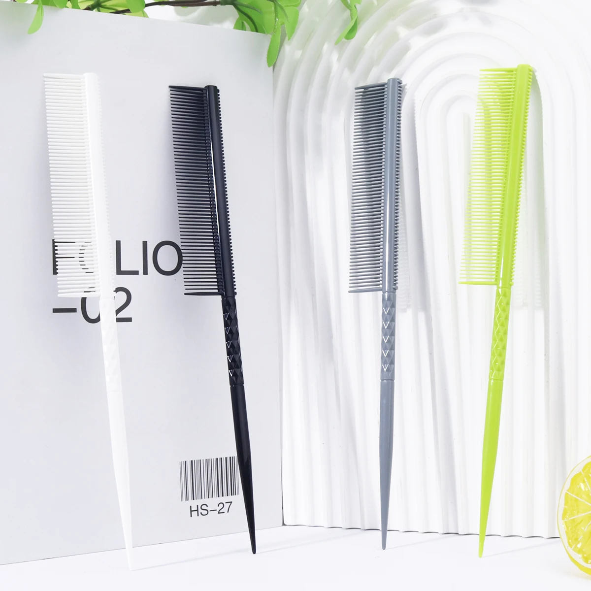 1pcs shaped pointed tail comb, anti-static plastic styling brush for dyeing and combing,Special for real hair wigs
1pcs shaped pointed tail comb, anti-static plastic styling brush for dyeing and combing,Special for real hair wigs