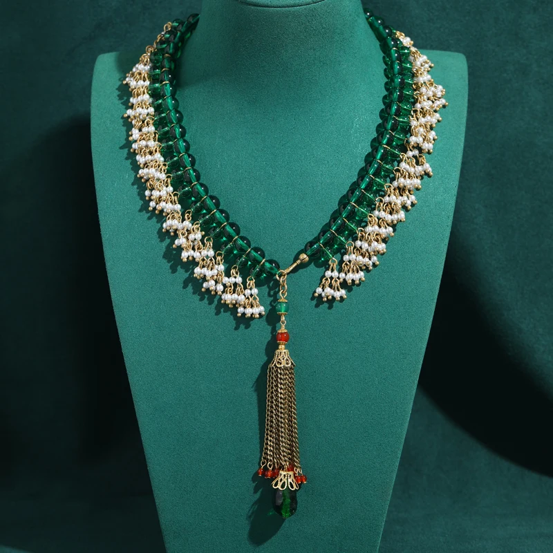 Antique Pearl Tassel Necklace Vintage Flower Green Glass Long Beads Pendant Gold Plated Rhinestone Luxury Banquet New Decoration
Antique Pearl Tassel Necklace Vintage Flower Green Glass Long Beads Pendant Gold Plated Rhinestone Luxury Banquet New Decoration
