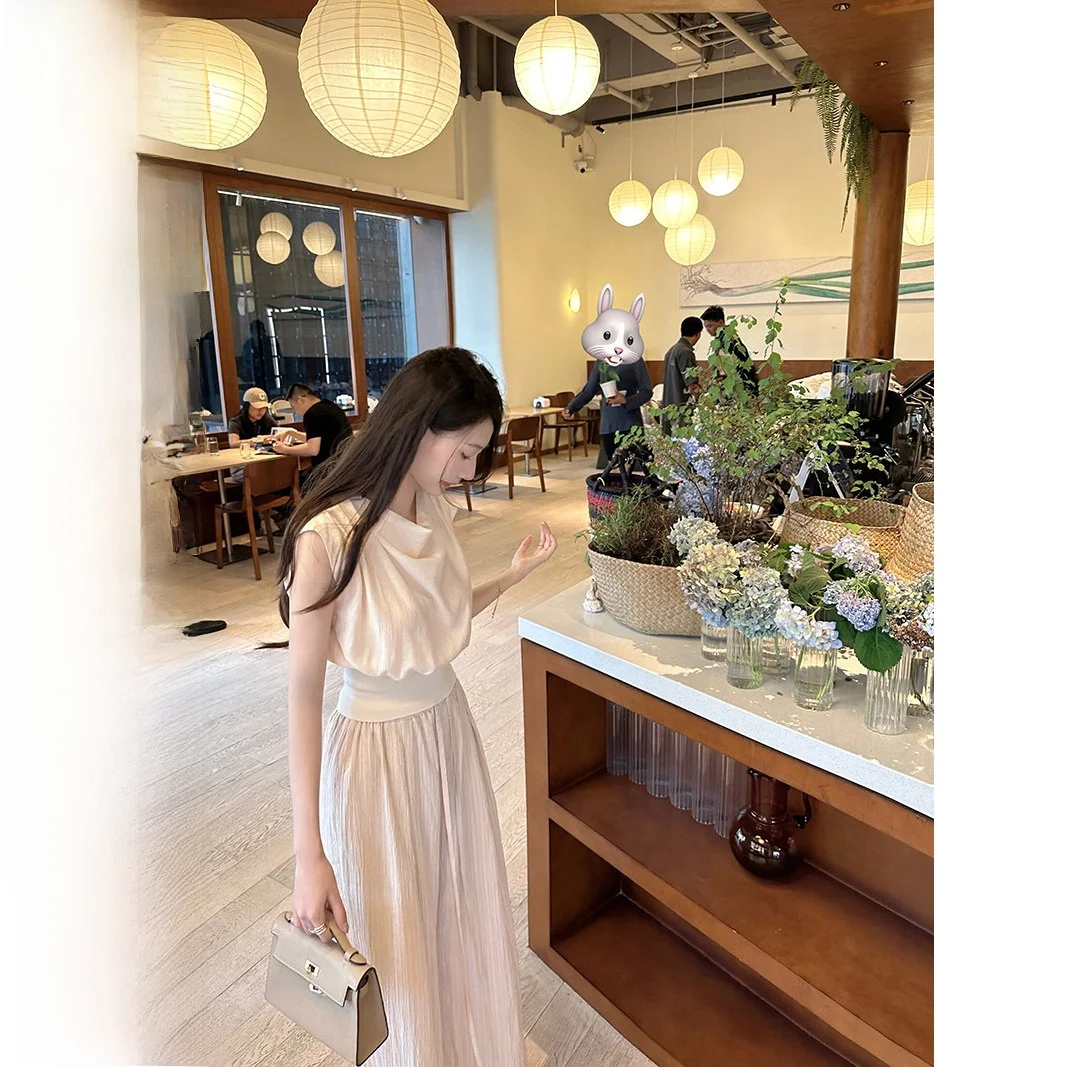 CCZEE French ternoon Tea Design Women's ort Waist-Cinching Svel Pleated Tank Top Summer Faion Ladies Vest
CCZEE French ternoon Tea Design Women's ort Waist-Cinching Svel Pleated Tank Top Summer Faion Ladies Vest