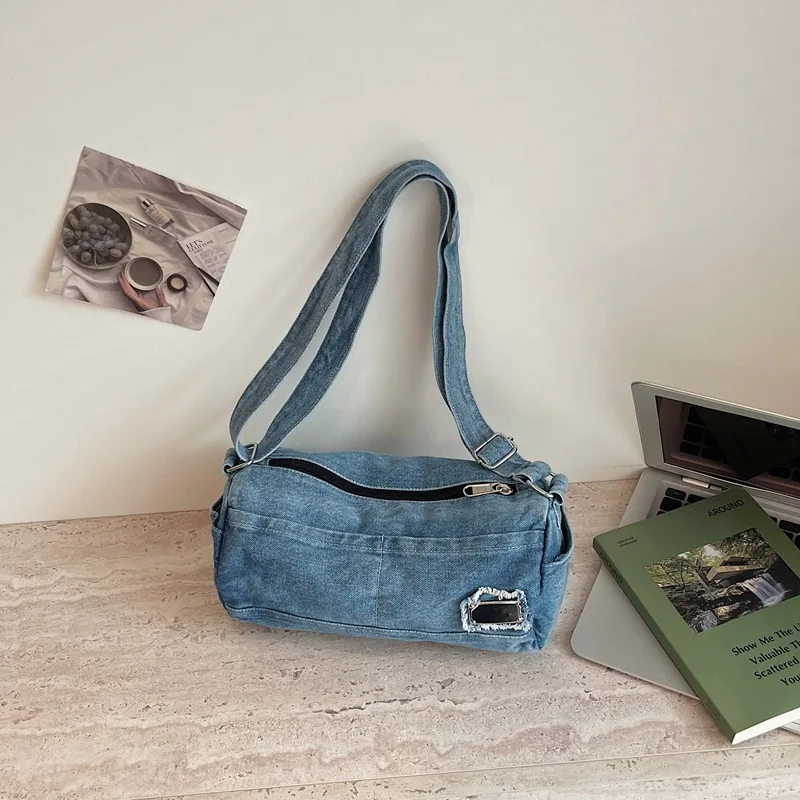 Korean Vintage Thread Design Denim Shoulder Bags for Women Lightweight Portable Ladies Crossbody Bag Outdoor Sports Girl Handbag
Korean Vintage Thread Design Denim Shoulder Bags for Women Lightweight Portable Ladies Crossbody Bag Outdoor Sports Girl Handbag