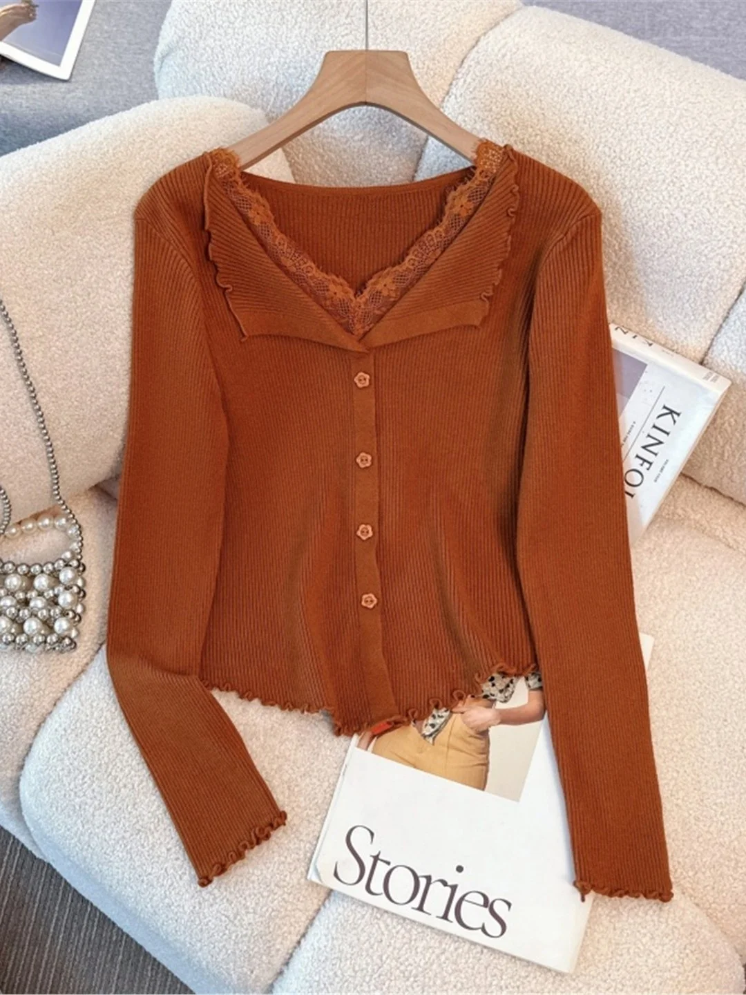 Women's Long Sve V-Ne Knitted Sweater Lace Trim Pumpkin Color oulder Length Faion Spring Season plus Size Ear Look Top
Women's Long Sve V-Ne Knitted Sweater Lace Trim Pumpkin Color oulder Length Faion Spring Season plus Size Ear Look Top