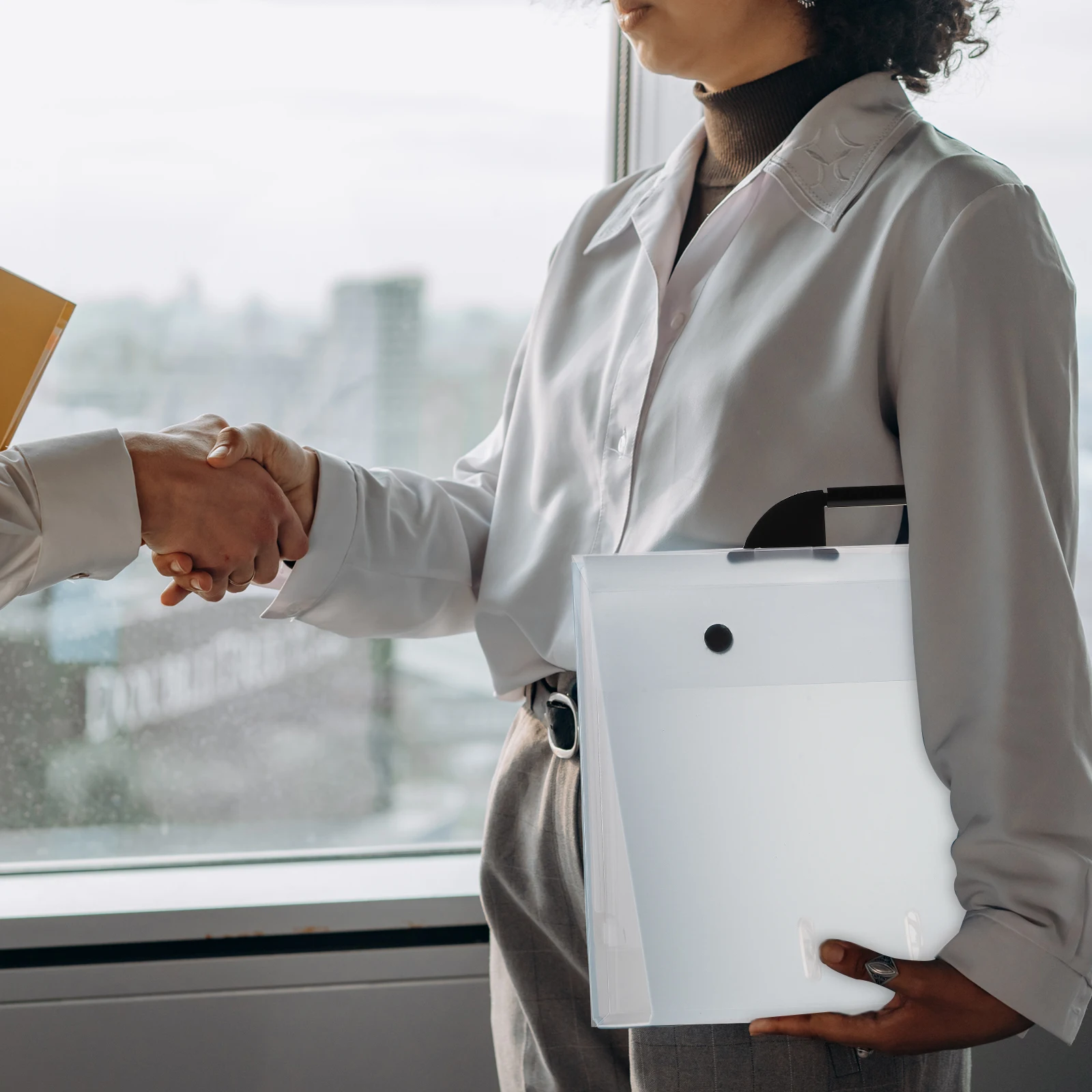 A3 Art Portfolio Bag Durable Portable Artwork Folder Practical Waterproof Document Storage Organizer for Artworks 
A3 Art Portfolio Bag Durable Portable Artwork Folder Practical Waterproof Document Storage Organizer for Artworks