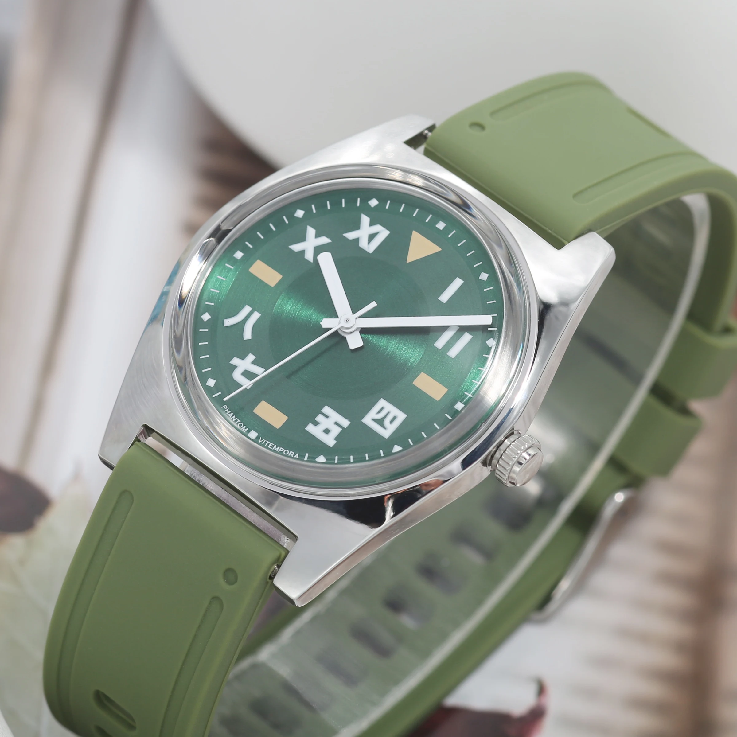 Men's mechanical watch 36mm manual winding movement fashionable Bauhaus design couple gift
Men's mechanical watch 36mm manual winding movement fashionable Bauhaus design couple gift