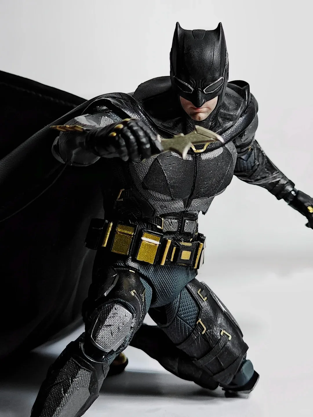 1/9 Scale Batman Action Figure Zack Version Justice League Collectible Movable Multi-Accessory Ornament Handmade Custom Toy
1/9 Scale Batman Action Figure Zack Version Justice League Collectible Movable Multi-Accessory Ornament Handmade Custom Toy