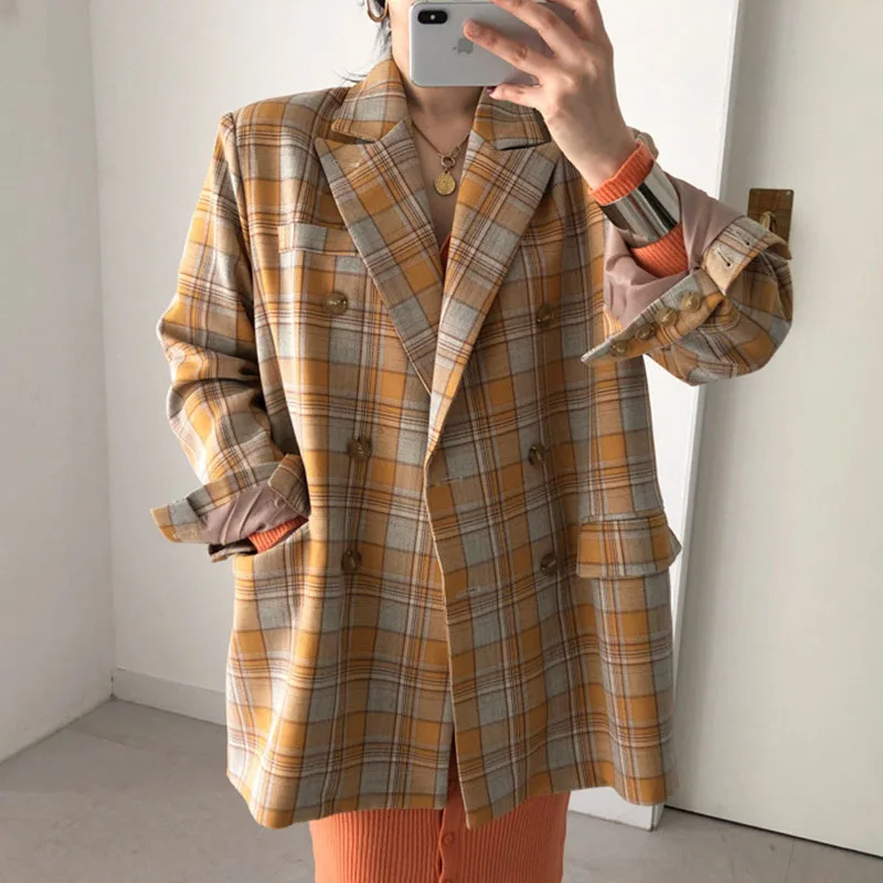 2023 New Korean Fashion Women Spring Autumn Chic Plaid Loose Casual Notched Collar Double Breasted Long Sleeve Coat Jacket
2023 New Korean Fashion Women Spring Autumn Chic Plaid Loose Casual Notched Collar Double Breasted Long Sleeve Coat Jacket