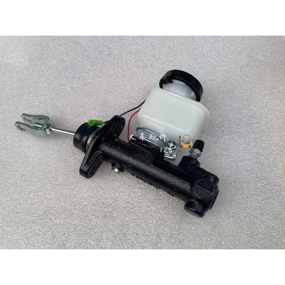 forklift parts FD15-16/17th generation brake master cylinder FD20~30-11 12 14 3EB-30-21310 3EB-36-31281
forklift parts FD15-16/17th generation brake master cylinder FD20~30-11 12 14 3EB-30-21310 3EB-36-31281