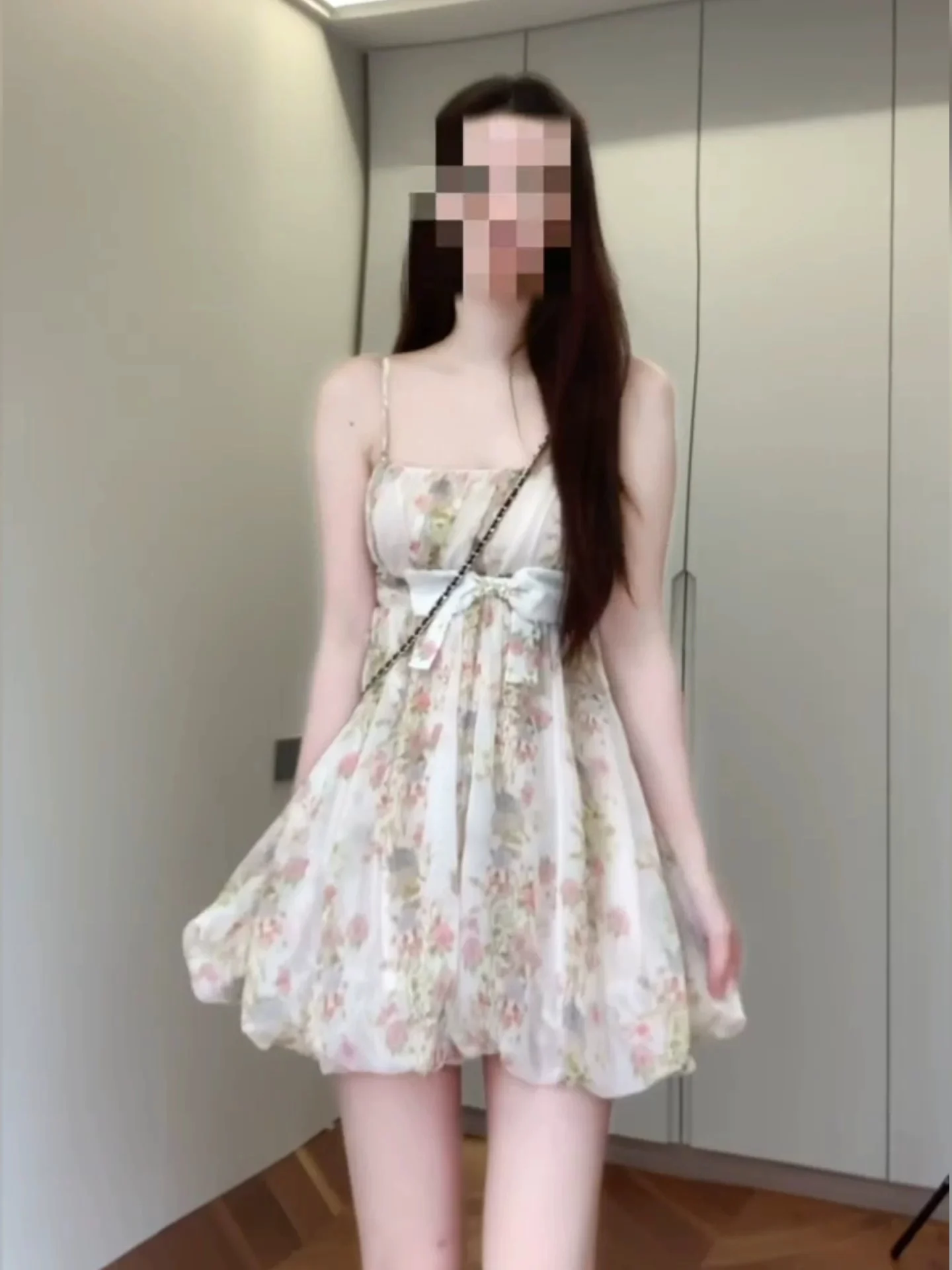 XZY Unique Beautiful Knot Floral Print Halter Short Skirt Women's plus Size Summer Vacation Casual High Waist A-Lin...
XZY Unique Beautiful Knot Floral Print Halter Short Skirt Women's plus Size Summer Vacation Casual High Waist A-Lin...