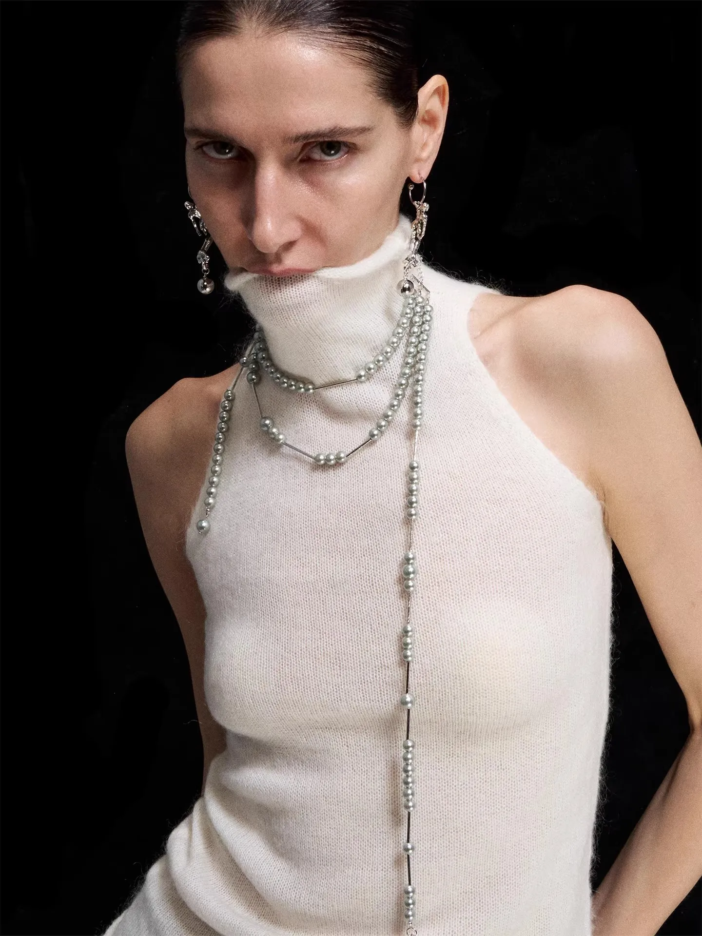 Vintage Asymmetric design of multi-layer silver pearls Tassel Necklace Luxury Sweater Chain Wedding Party Cheongsam Jewelry Gift
Vintage Asymmetric design of multi-layer silver pearls Tassel Necklace Luxury Sweater Chain Wedding Party Cheongsam Jewelry Gift