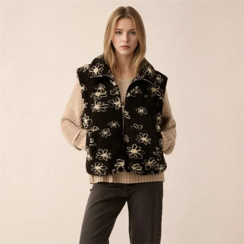 2025 Autumn And Winter New Casual Daily Lamb Velvet Vest Jacket Fashionable Flower Print Zipper Cardigan Sleeveless Warm Vest
2025 Autumn And Winter New Casual Daily Lamb Velvet Vest Jacket Fashionable Flower Print Zipper Cardigan Sleeveless Warm Vest