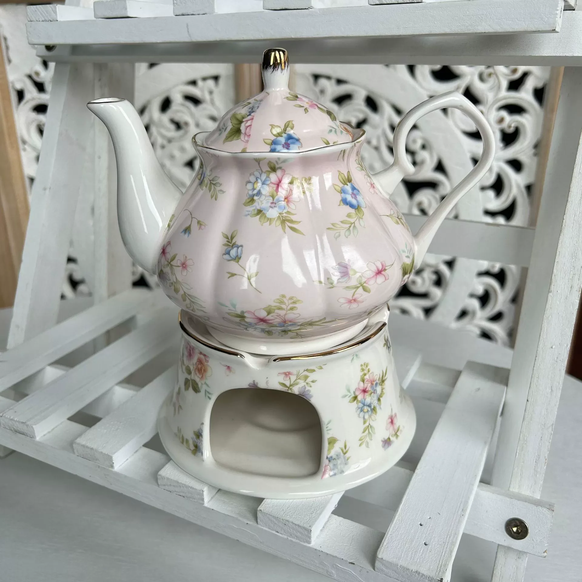 400ML English British Fine China Teapot Heating Base High-Grade Porcelain Tea Warmer Teapot Set Ceramic Holding Furnace
400ML English British Fine China Teapot Heating Base High-Grade Porcelain Tea Warmer Teapot Set Ceramic Holding Furnace