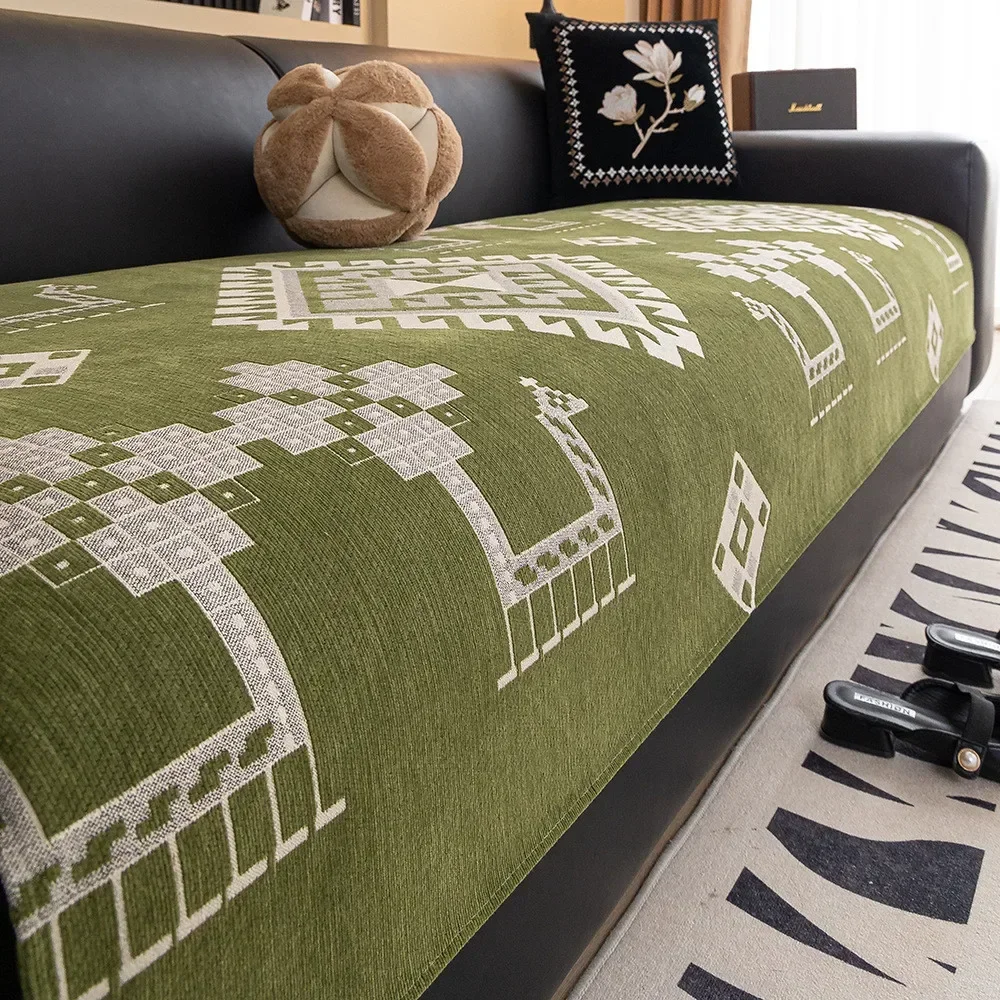 1pcs Chenille Sofa Cover 4 Seasons Universal Dust Proof Scratch Couch Protector Non-Slip Furniture Blanket for Living Room
1pcs Chenille Sofa Cover 4 Seasons Universal Dust Proof Scratch Couch Protector Non-Slip Furniture Blanket for Living Room