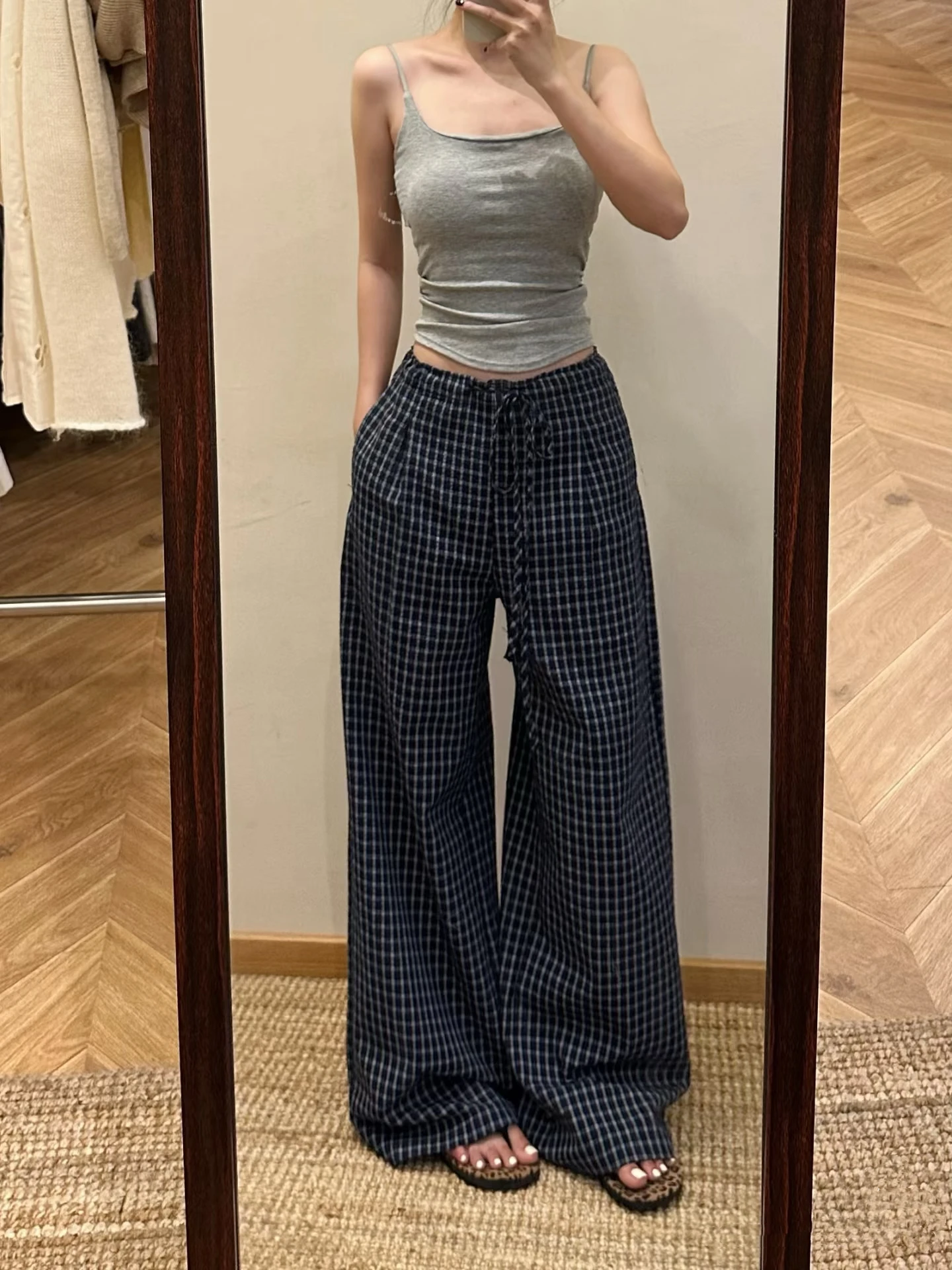 MOSA Summer New Loose Wide Leg Pants Elastic Waist Tapestry Casual Lightweight Letter Print Commute Style High Waist Cotton L...
MOSA Summer New Loose Wide Leg Pants Elastic Waist Tapestry Casual Lightweight Letter Print Commute Style High Waist Cotton L...