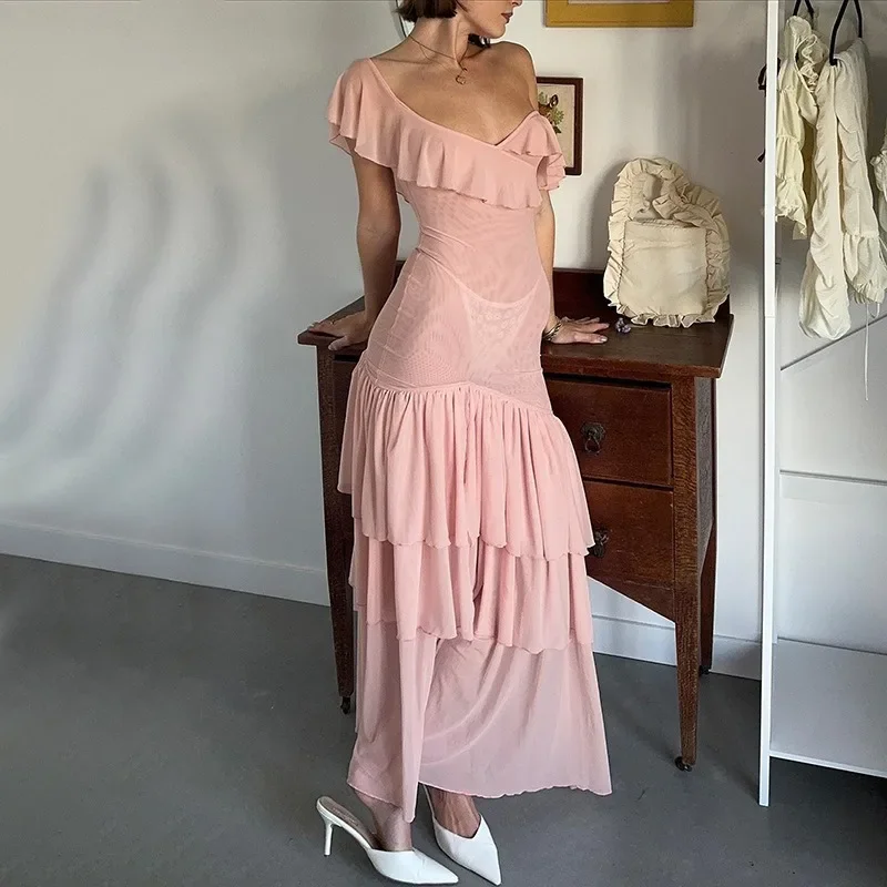 Tuularose Pink Ruffle Long Dress Women's Mesh Patchwork V-Neck Resort Long Dress Sexy High Slit Backless Party Y2k Evening Dress
Tuularose Pink Ruffle Long Dress Women's Mesh Patchwork V-Neck Resort Long Dress Sexy High Slit Backless Party Y2k Evening Dress