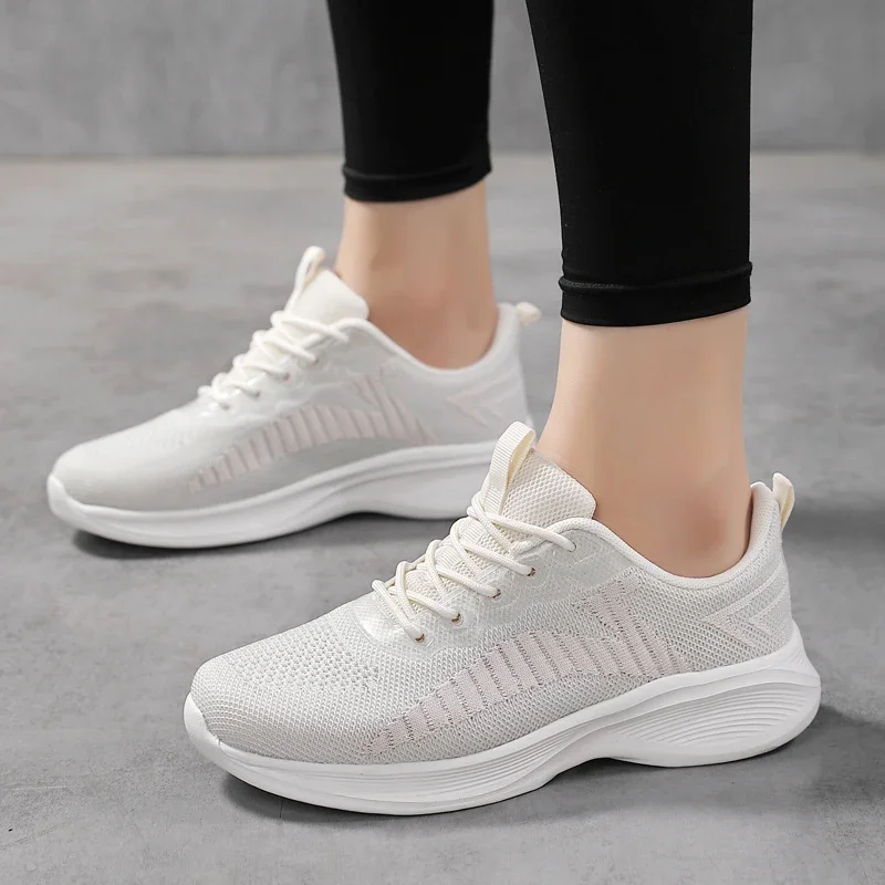 Woman Tennis Shoes Fashion Tenis Feminino Lace-Up Beige Sport Shoes Female Sneakers Light Breathable Women Flats Outdoor Shoes
Woman Tennis Shoes Fashion Tenis Feminino Lace-Up Beige Sport Shoes Female Sneakers Light Breathable Women Flats Outdoor Shoes