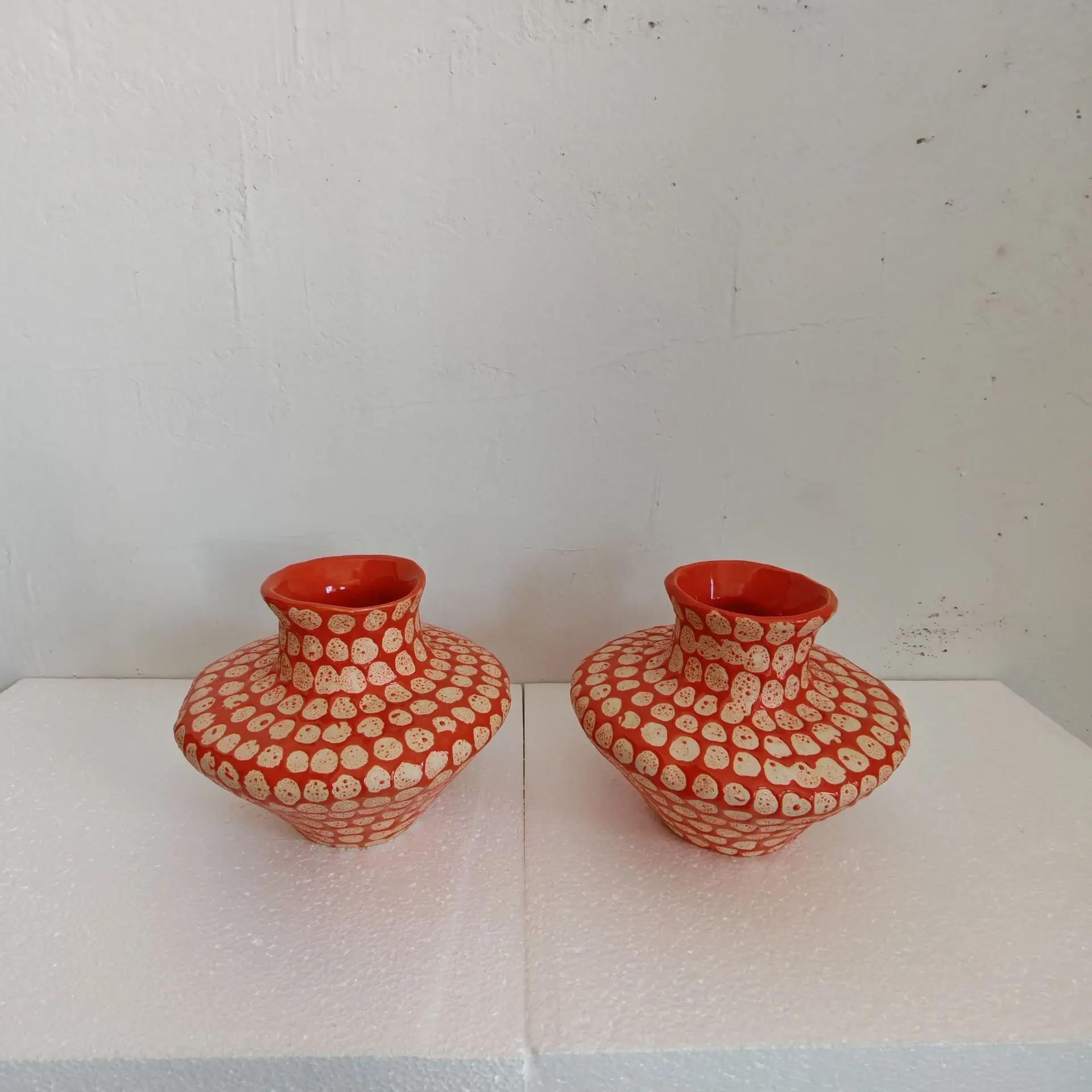DSA Jingdezhen Ceramic Vase Homestay Model Flower Ware Decorative Ornament Home Desktop Desk Vase
DSA Jingdezhen Ceramic Vase Homestay Model Flower Ware Decorative Ornament Home Desktop Desk Vase
