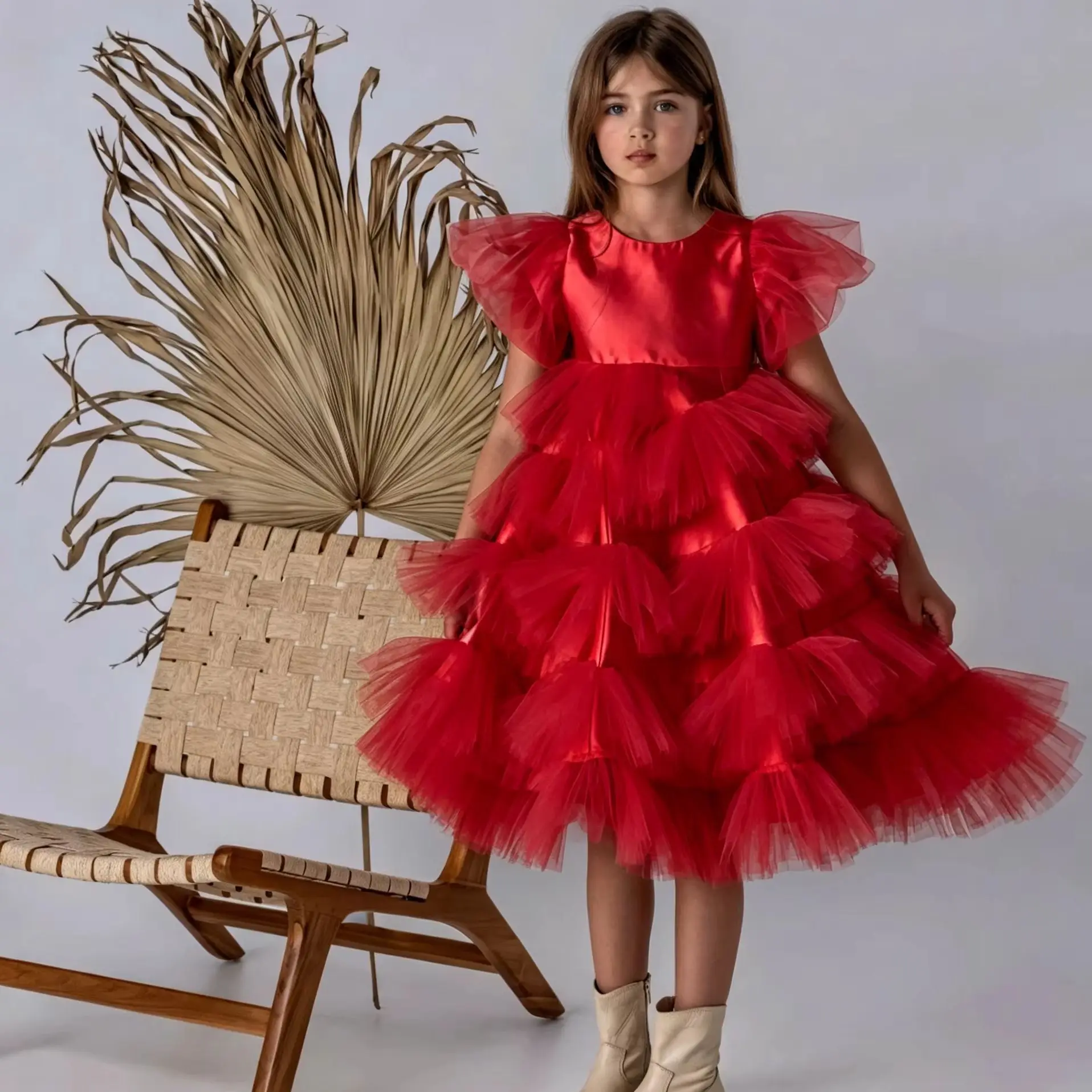 Elegant Red Customized Flower Girl Dress For Wedding Short Sleeve Tiered Tea Lenght Kids Birthday Party First Communion Gown
Elegant Red Customized Flower Girl Dress For Wedding Short Sleeve Tiered Tea Lenght Kids Birthday Party First Communion Gown