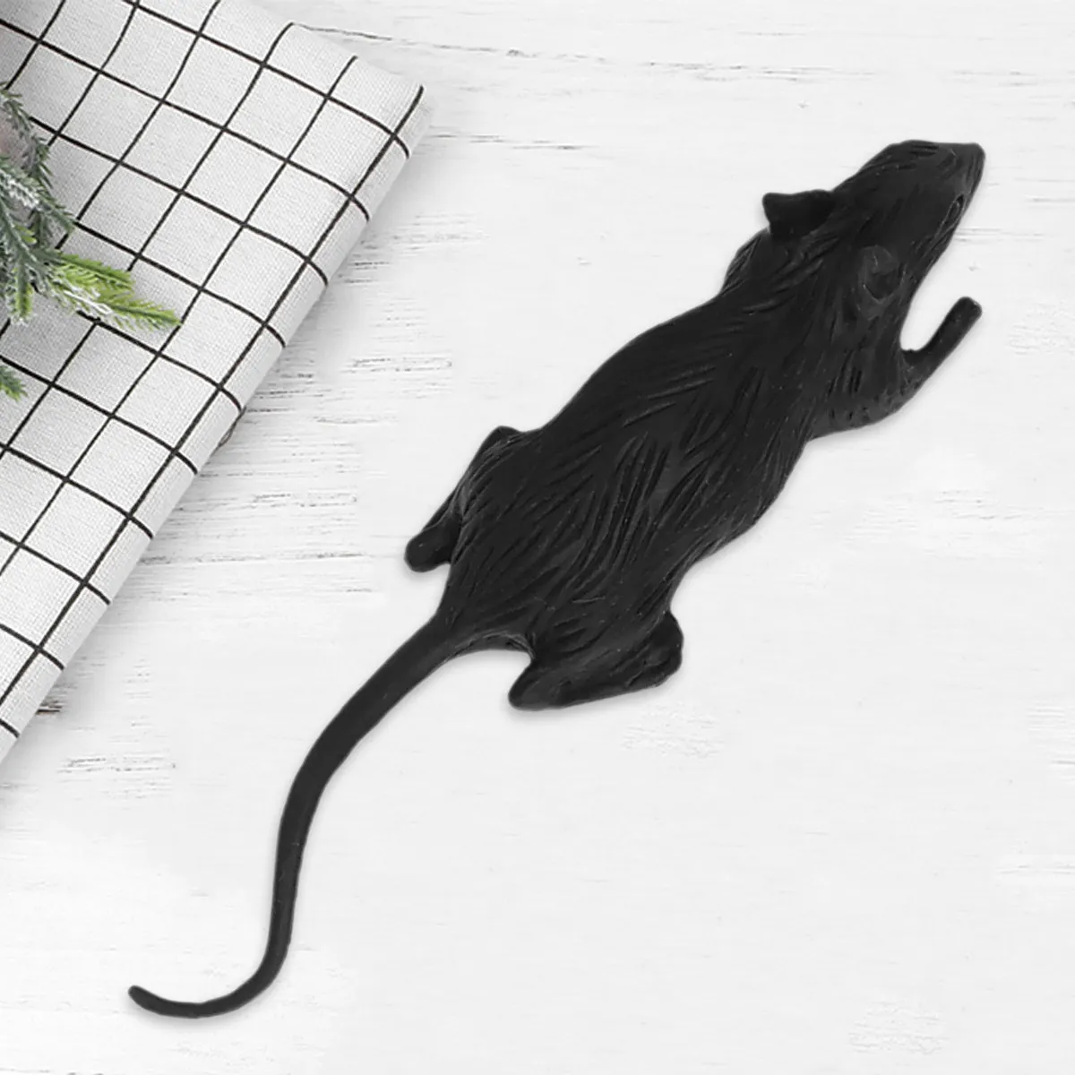 24Pcs Realistic Fake Rat Prank Props Lifelike Night-Glowing Scary Halloween Tricky Props for Haunted House April Fool's Day
24Pcs Realistic Fake Rat Prank Props Lifelike Night-Glowing Scary Halloween Tricky Props for Haunted House April Fool's Day