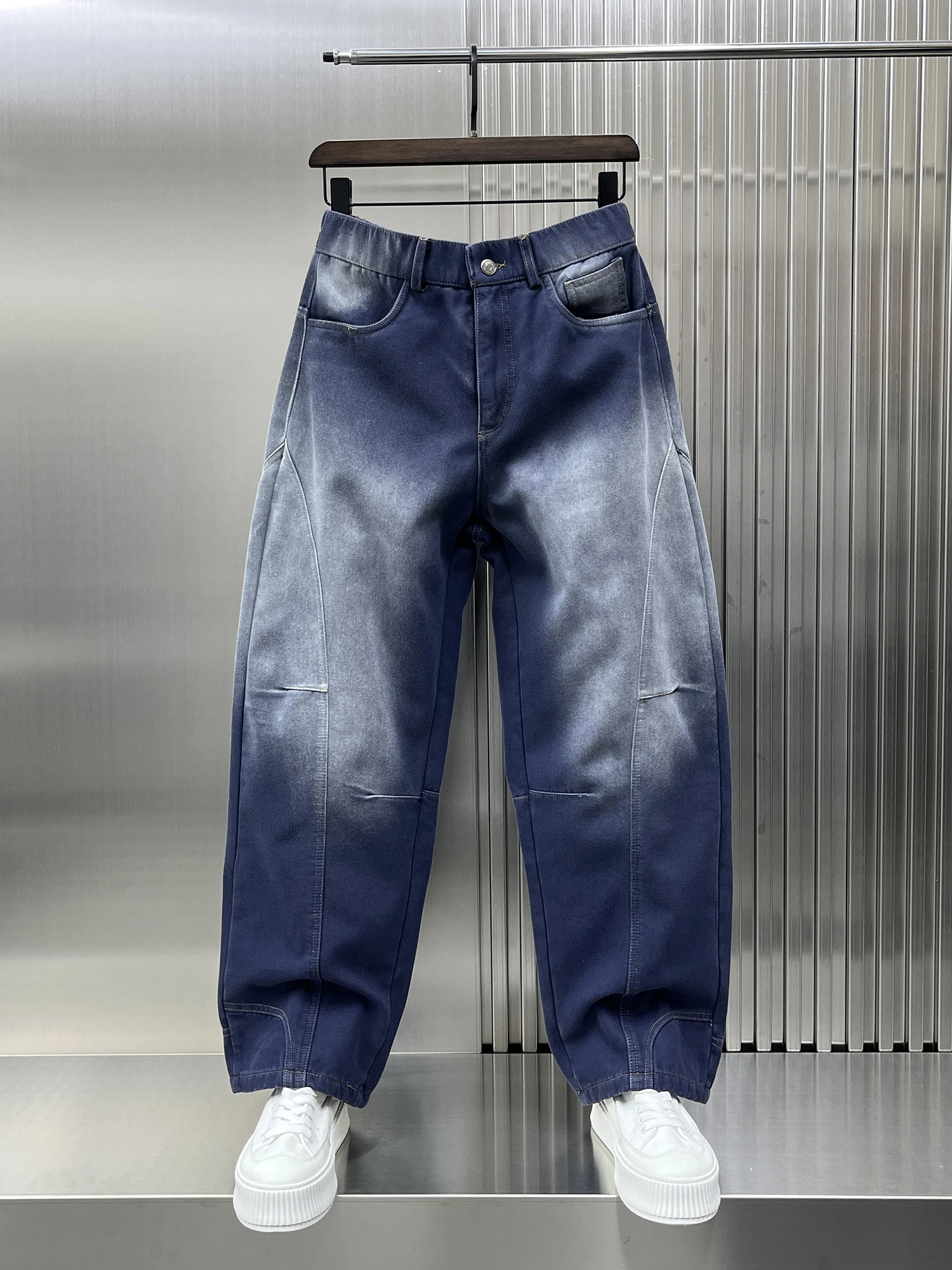 Trendy adient Design Loose Men's Denim Wide Leg Pants Spring 3D Tailoring Casual Vintage Faded Dad Jeans Straight Tube
Trendy adient Design Loose Men's Denim Wide Leg Pants Spring 3D Tailoring Casual Vintage Faded Dad Jeans Straight Tube