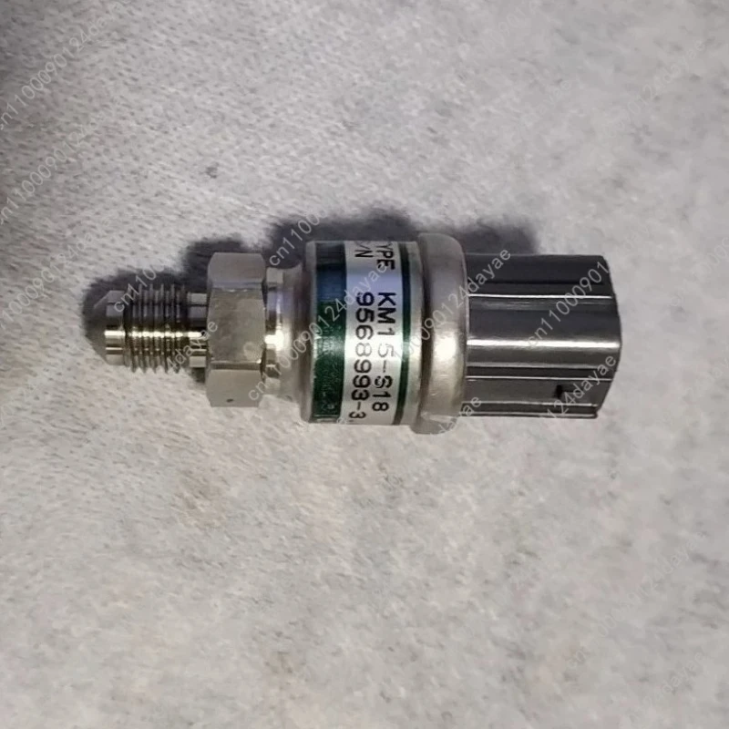 Accessory pressure sensor km15-s18 s/n 9568993-3.43mpa
Accessory pressure sensor km15-s18 s/n 9568993-3.43mpa