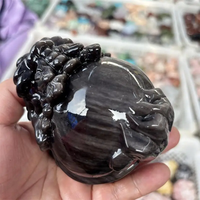 Natural Silver Obsidian Dragon Turtle Pixiu Carving Healing Stone Carving Craft Crystal For Home Decor Meditation Gift 1PCS
Natural Silver Obsidian Dragon Turtle Pixiu Carving Healing Stone Carving Craft Crystal For Home Decor Meditation Gift 1PCS