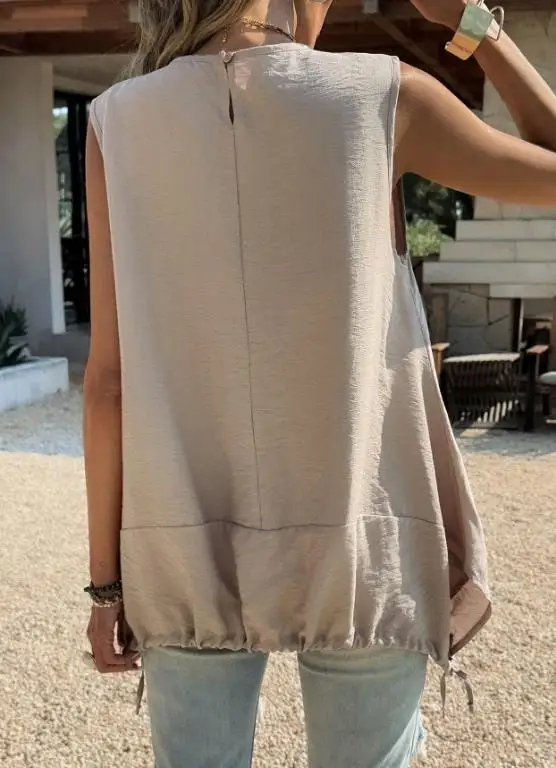 2026 Summer New Casual Simple Loose Fashion Versatile Solid Color Square Collar Drawstring Hemp Crape Sleeveless Tank Top
2026 Summer New Casual Simple Loose Fashion Versatile Solid Color Square Collar Drawstring Hemp Crape Sleeveless Tank Top